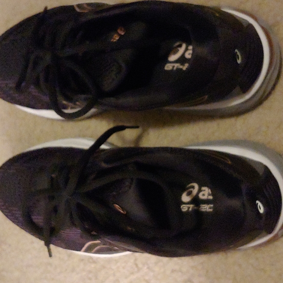 Asics Black shoes - Picture 3 of 4